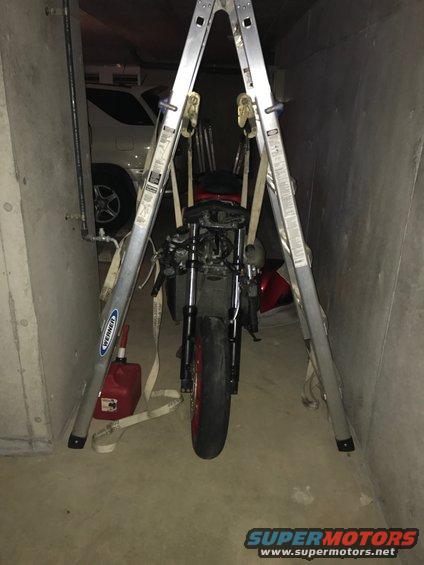 img_0621.jpg ZX9R Front End Removal Using Ladder