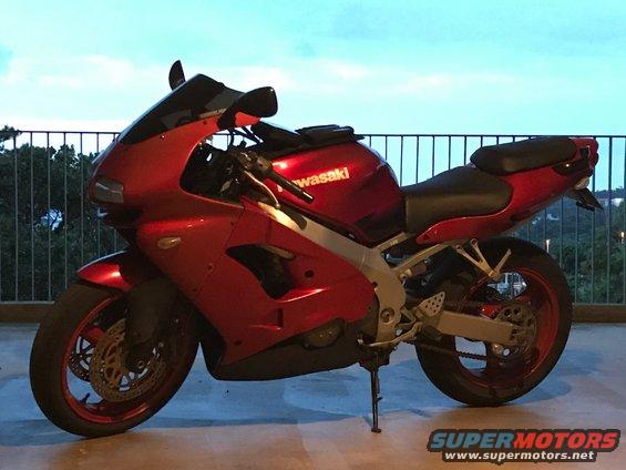 1998 ZX9R fairings on