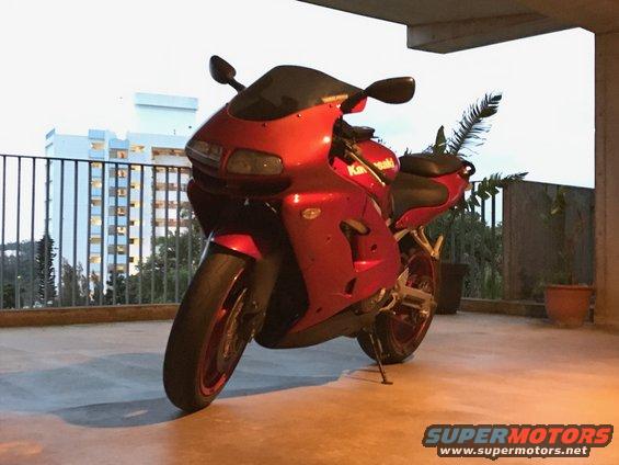 1998 ZX9R fairings on