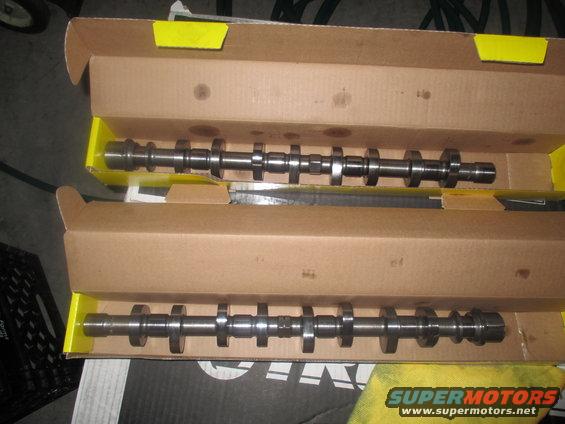 img_0956.jpg MHS Stage 3 Nitrous grind cams Specs: 238/243  550/540  106/112  109