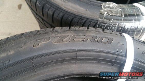 Pirelli P Zero tire sidewall detail