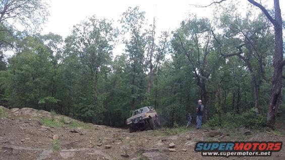 mmorv12.jpg 