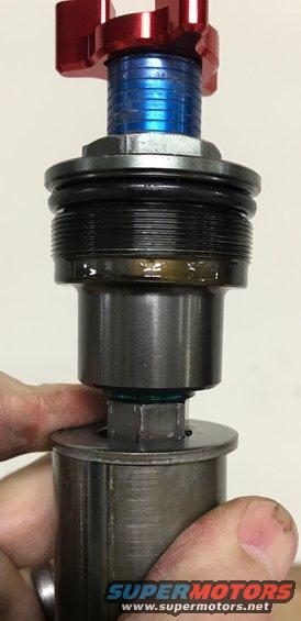 1998 ZX9R fork leg disassembly 2