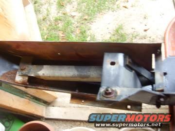 Rusted bumper assembly, close-up view