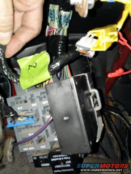 Interior wiring harness and fuse box with yellow airbag connector
