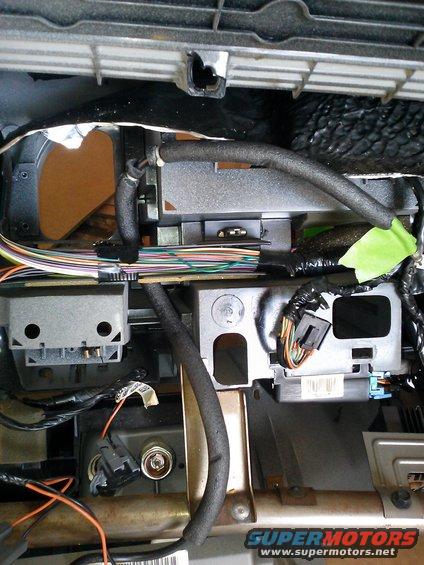 1998 Chevrolet C/K Pickup dashboard wiring harness and components