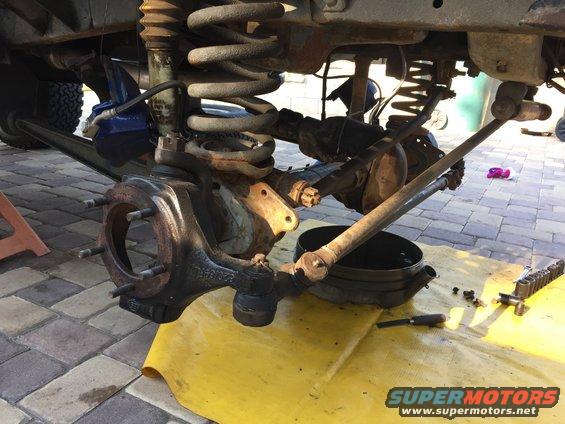 img_9794.jpg All the steering linkage needs to be removed prior the swap with a restored differential. But we are replacing all the links anyways, they were all shot.