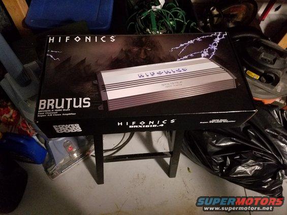 Hifonics Brutus BRX1616.4 amplifier box with image of amplifier