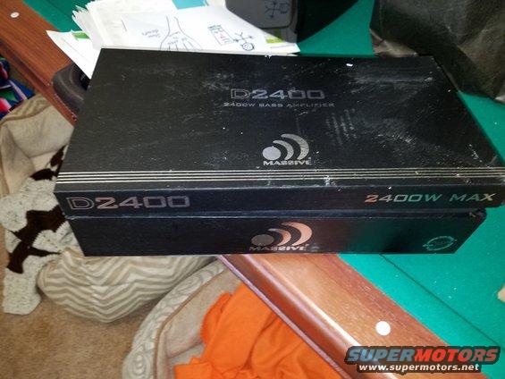Black Massive D2400 2400W car amplifier