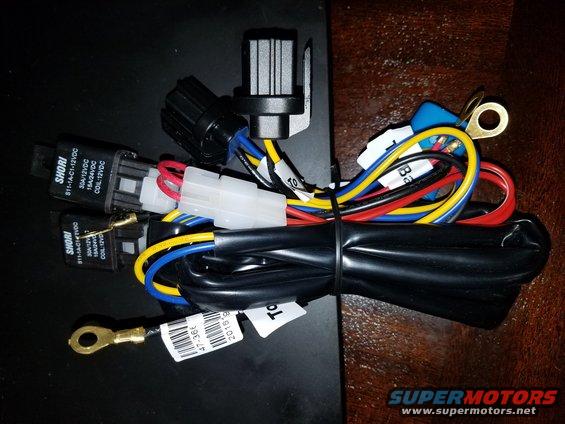 Wiring harness with two SHORI relays, connectors, and ring terminals