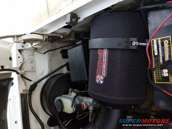 20170830_161242.jpg Here is the filter mounted with the Donaldson M002119 air filter clamp. This keeps the filter off the fender. This was NOT included in Riff Raff's 6637 kit.