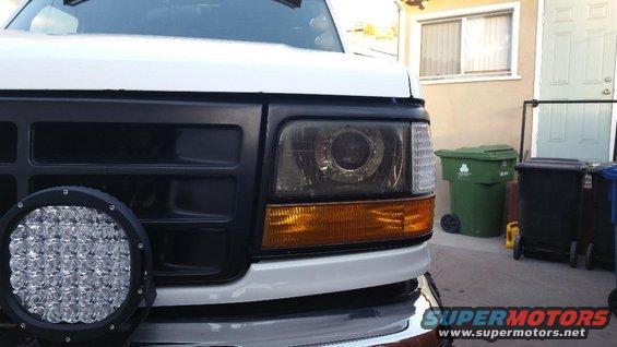 headlights.jpg HID retrofit with projector