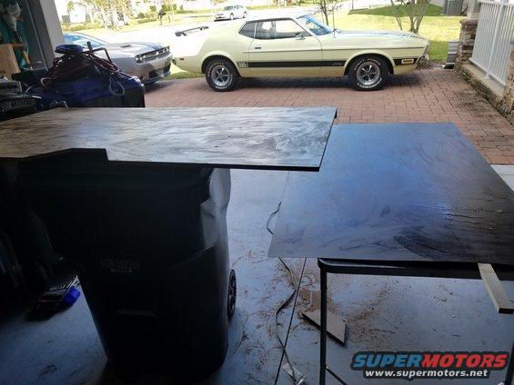 Yellow 1973 Ford Mustang Mach 1 parked on driveway, side view