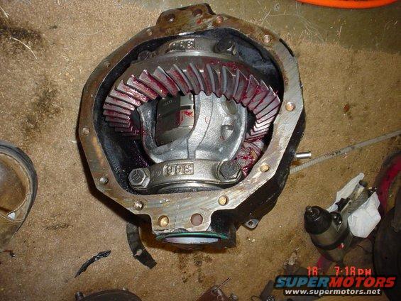 gears-and-tires-010.jpg dana 44 with 456's and lockrite 