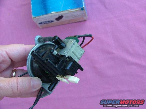 67-cougar-headlight-vacuum3.jpg 1967 cougar headlight vacuum solenoid switch