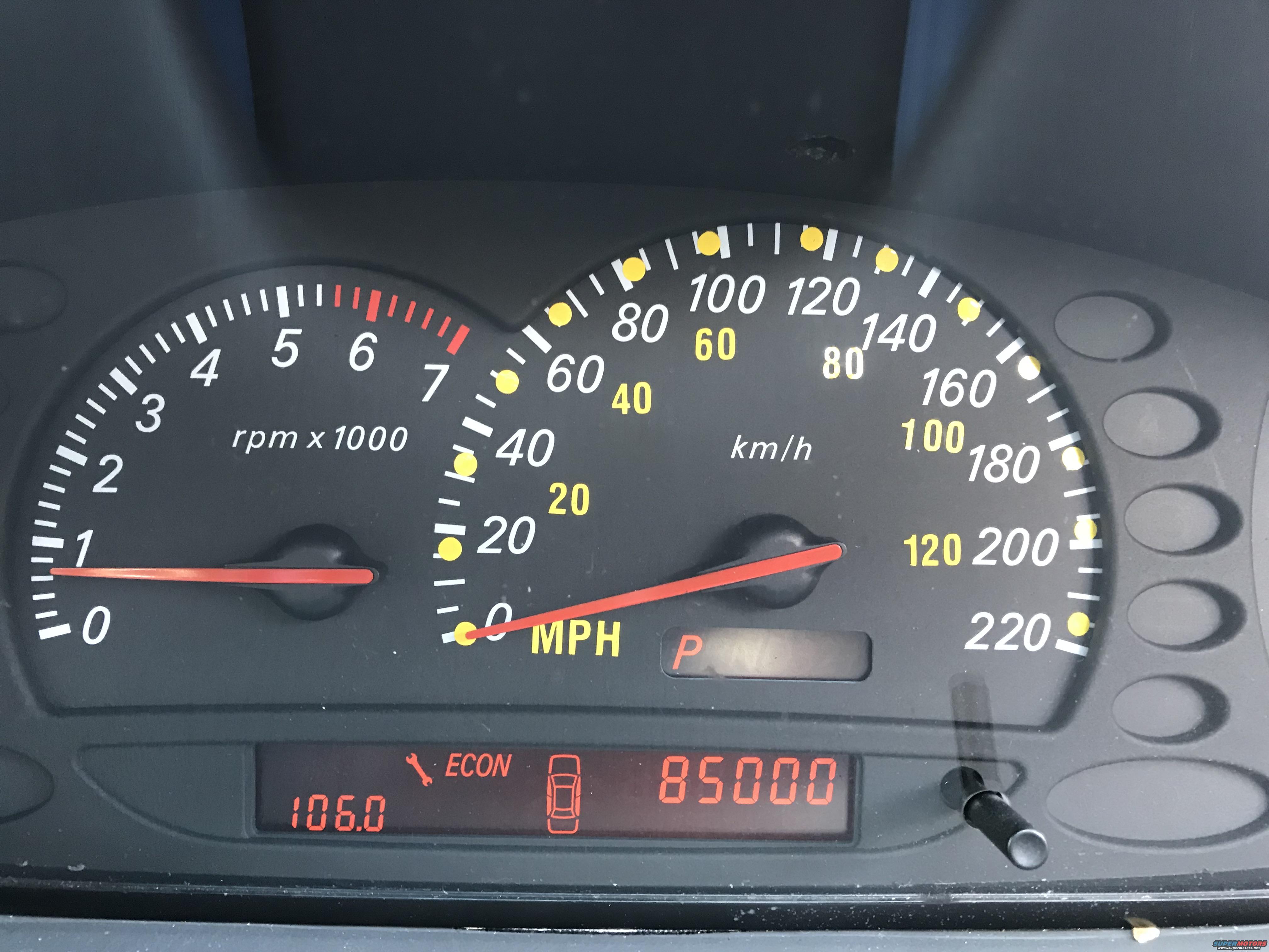 1999 Ford Fairlane photo