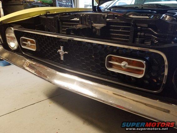 1971 Ford Mustang grille with honeycomb pattern and chrome bumper
