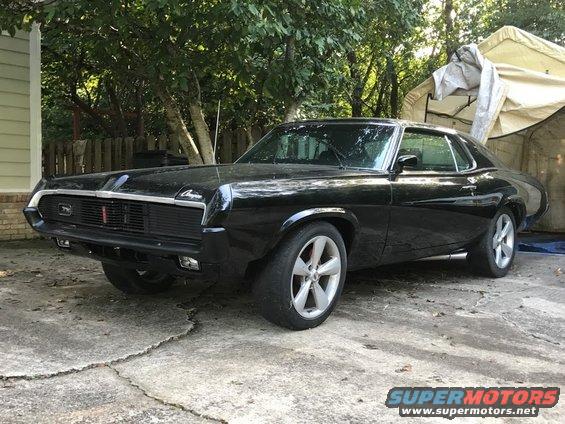 Black 1969 Mercury Cougar, 3/4 front view