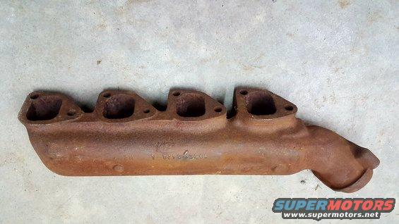 Exhaust manifold with visible casting numbers