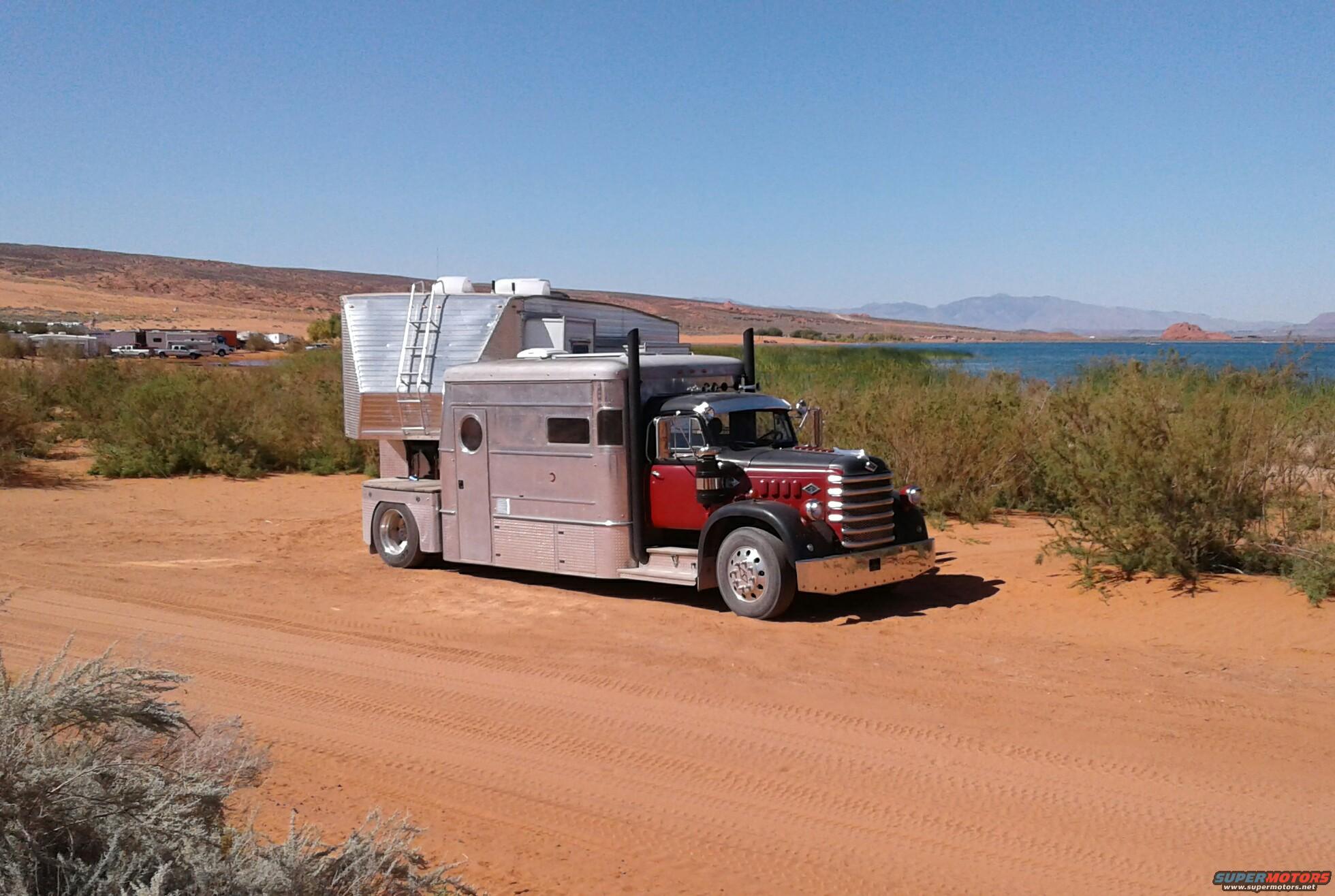 1995 Peterbilt 379 photo