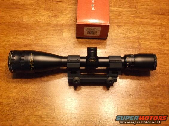 Rifle scope with Swift logo and box that says "since 1926"