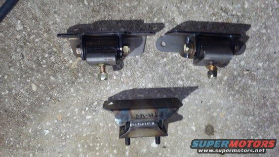 kimg0204.jpg new 'extreme duty' motor mounts and tranny mount from JBG.