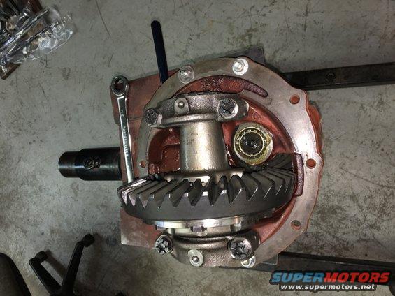 image3-(5).jpeg 3.70 R and P, 9&quot;, Eaton 31 spline Tru-Trac. Quik 31 spline axles.