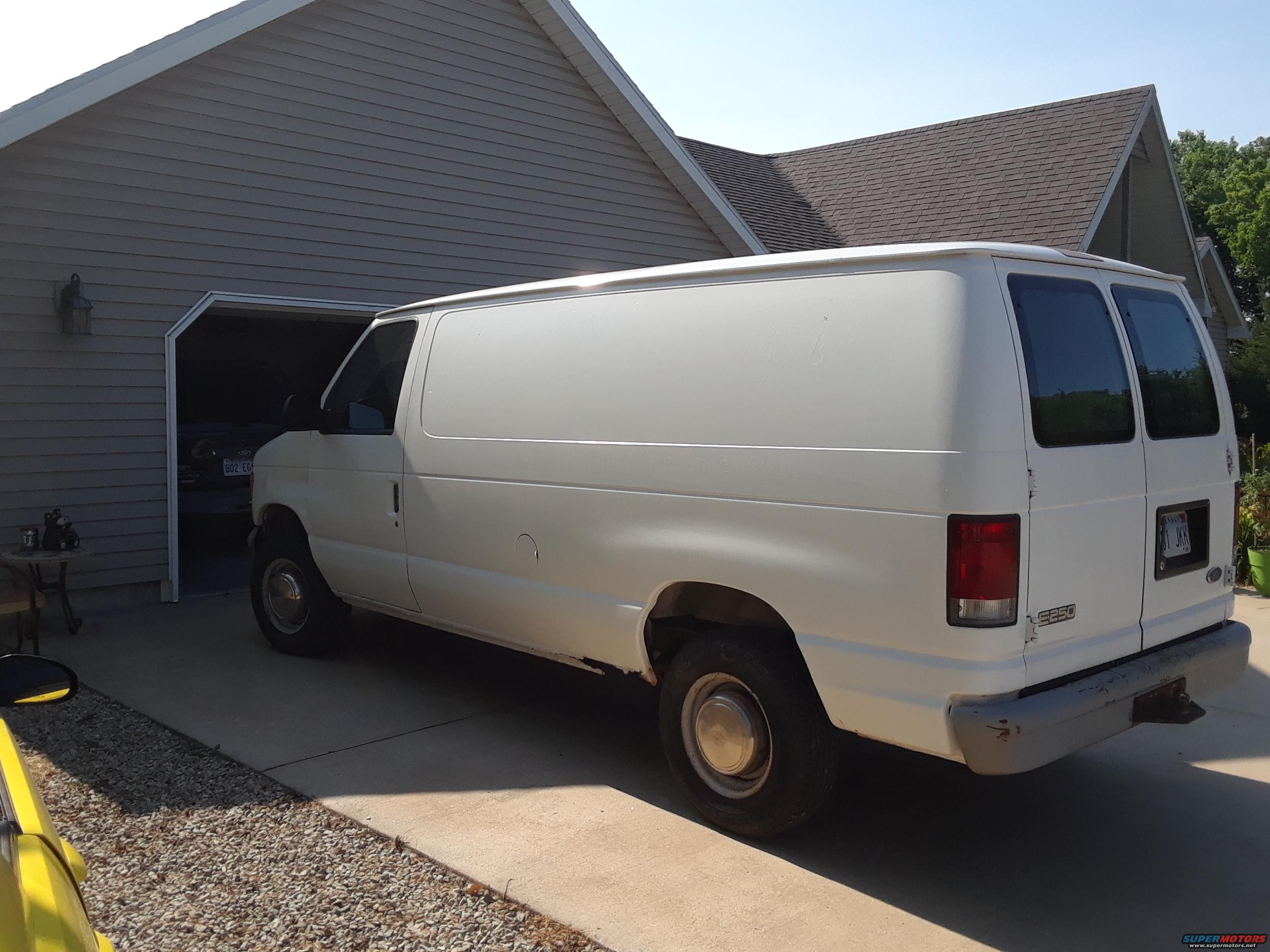 1999 Ford E250