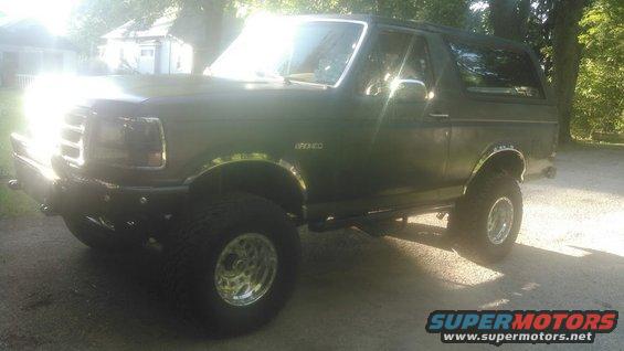 bronco_2.jpg 