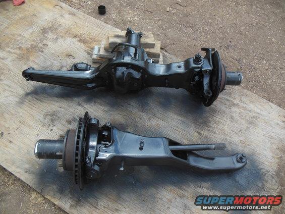 dscn5871.jpg paiting the ttb axle