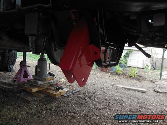 dscn5872.jpg installing drop brackets