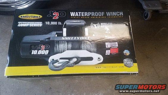 Smittybilt X20 10,000 lb. waterproof winch box with wireless remote