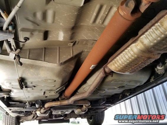 20180827_151503.jpg The underside is just as clean & pristine as the top & inside.