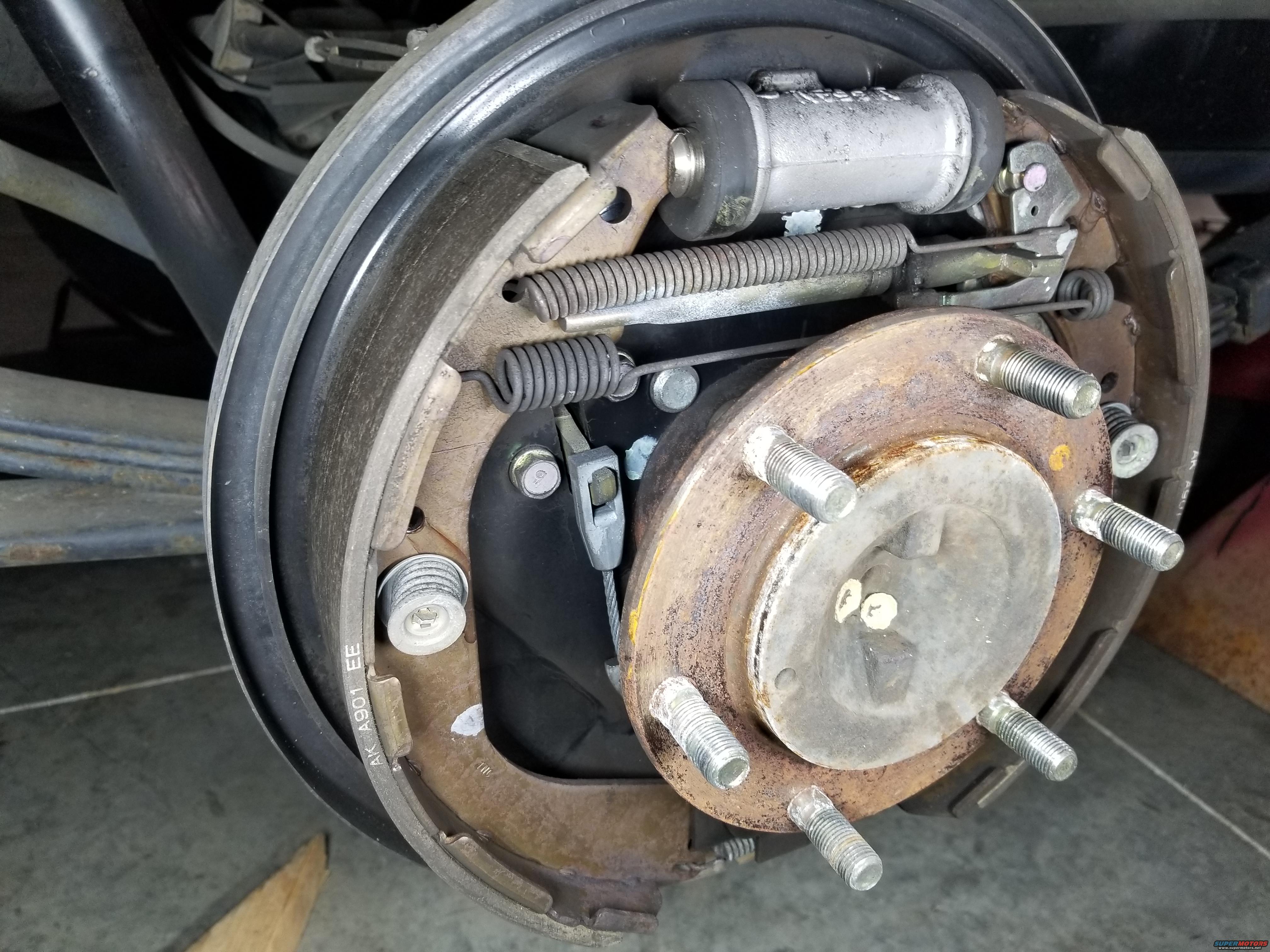 2001 Nissan Xterra photo