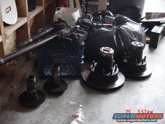 d60-009.jpg still unloading