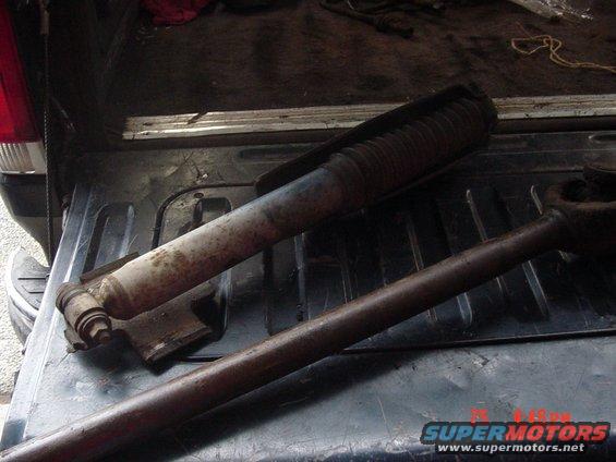 d60-014.jpg got these for free.  also have the u-bolts if i get that strept with cash