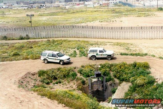 border20017.jpg 
