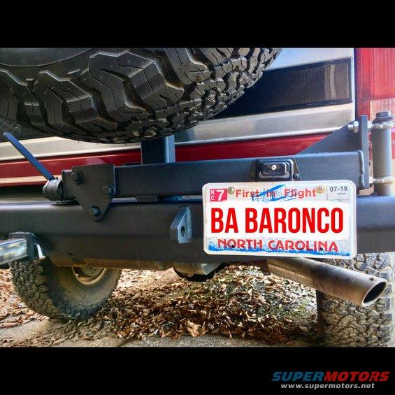 8f6e68b9fb124a8f9e3e22ad67babf29.jpeg License plate mount... mounted.  