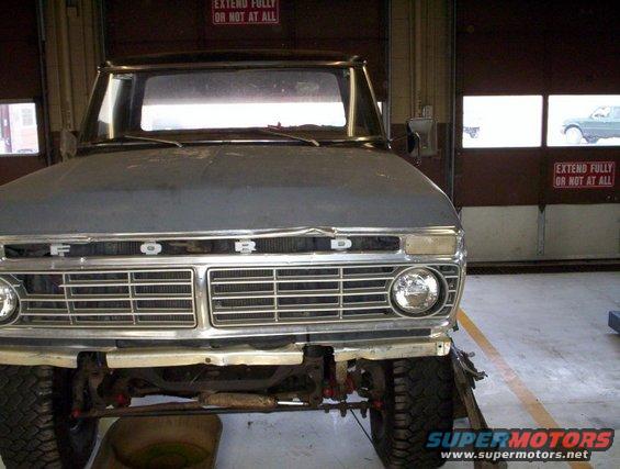 Ford F-Series truck grille with 'FORD' lettering, circa 1973