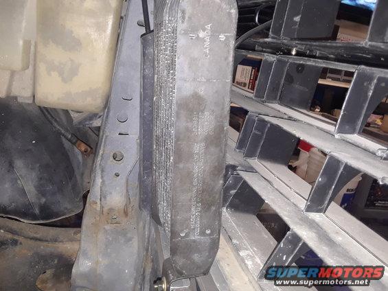 Radiator or oil cooler with text and CANADA label