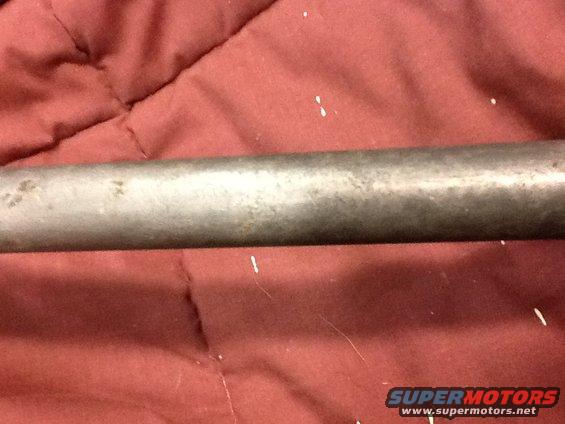 image.jpeg Strut rod close up after citric acid bath. Came out nice. 