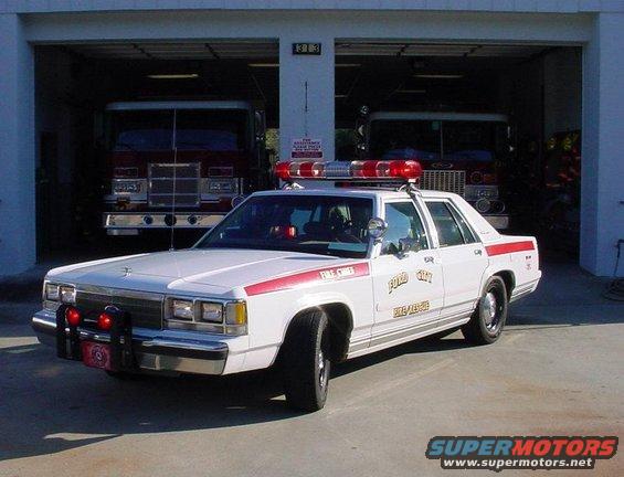 gbfd01.jpg My 91 in front of the firehouse