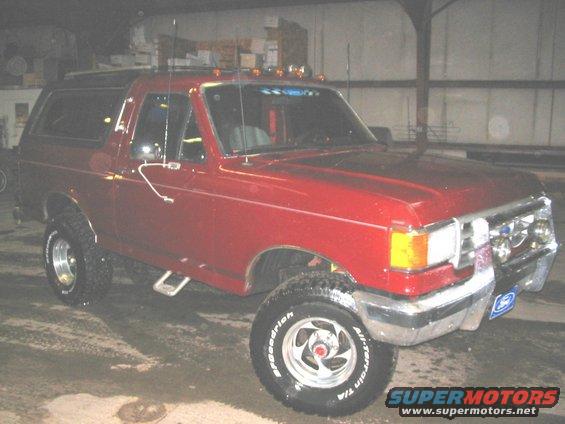 105_0532.jpg getting clean in the garage...detail time!