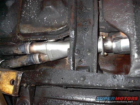 picture-028.jpg Can you see air pump pipe ?