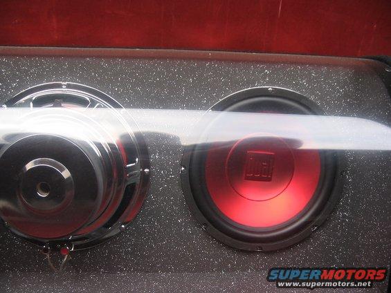 107_0759.jpg close up of the chrome 12 inchers with one flipped around...  ugh, don't ask me to say that again