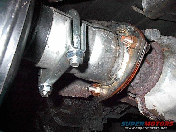 picture-039.jpg No cat to muffler pipe required, just flanged adaptor.  Note stainless bolts, brass nuts