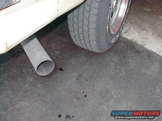 picture-045.jpg Improved ground clearance, sounds much deeper and, at 3", ready to pose with the big trucks