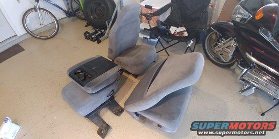 20181015_163805.jpg 20181015 - 40/20/40 seats from a junkyard F250 bought for $90.