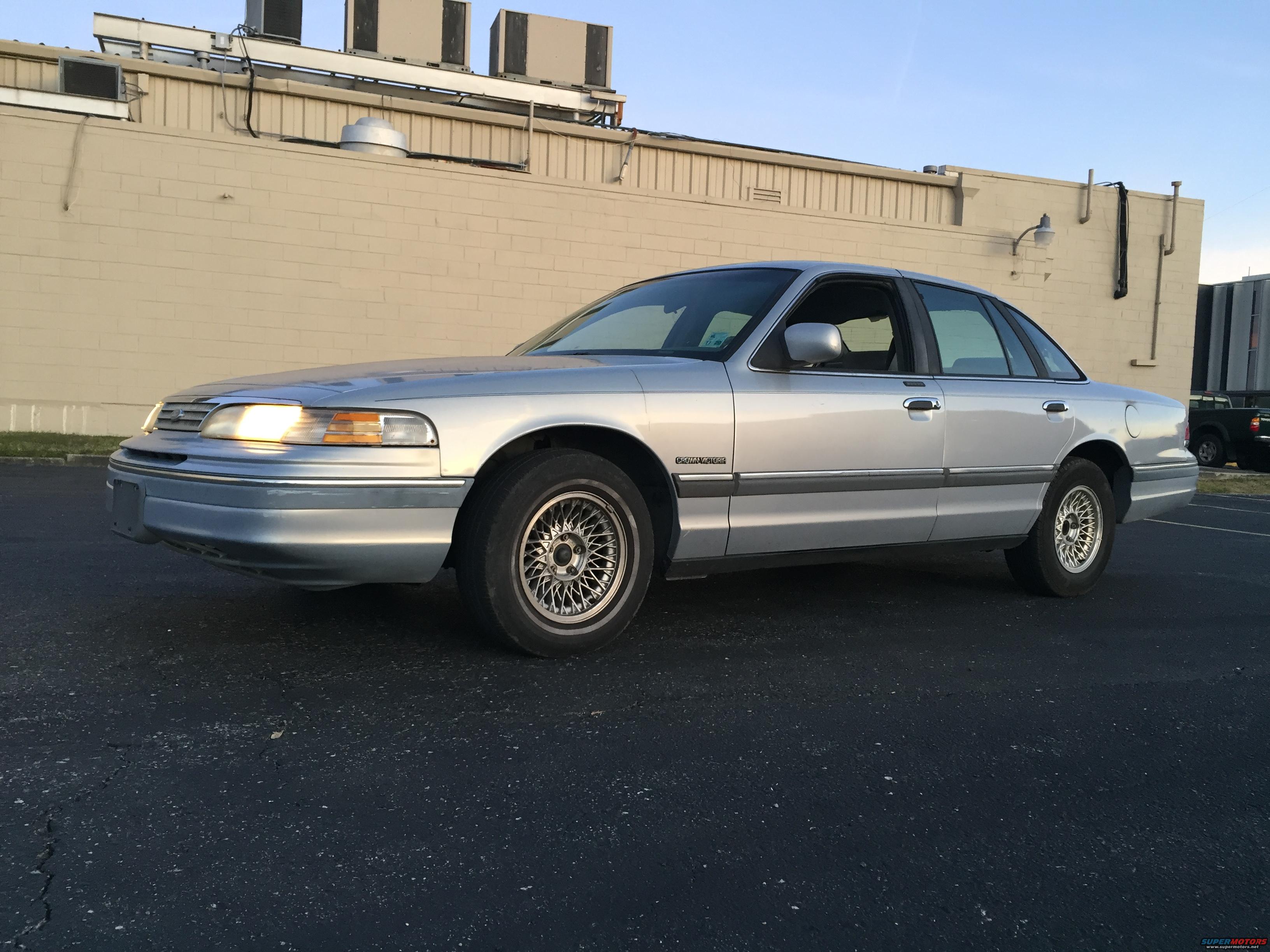 1994 Ford Crown Victoria