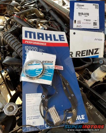 20200113_150519.jpg While I was running the engine, an oil leak became apparent, running down the plate behind the pan - either from the pan gasket ([url=https://www.amazon.com/dp/B006E0QQTY]Mahle OS32492[/url] is the OEM for F4TZ-6710-A) or the rear main (Victor or [url=https://www.amazon.com/dp/B0096A23MS]Mahle JV1636[/url]).  So I ordered both and I'll pull the engine to install them & remove the (rusted, leaking) exhaust manifold gaskets.
IF THE IMAGE IS TOO SMALL, click it.